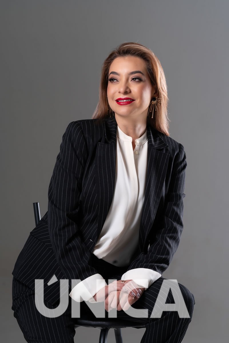 Edhalí Moreno-Revista Única